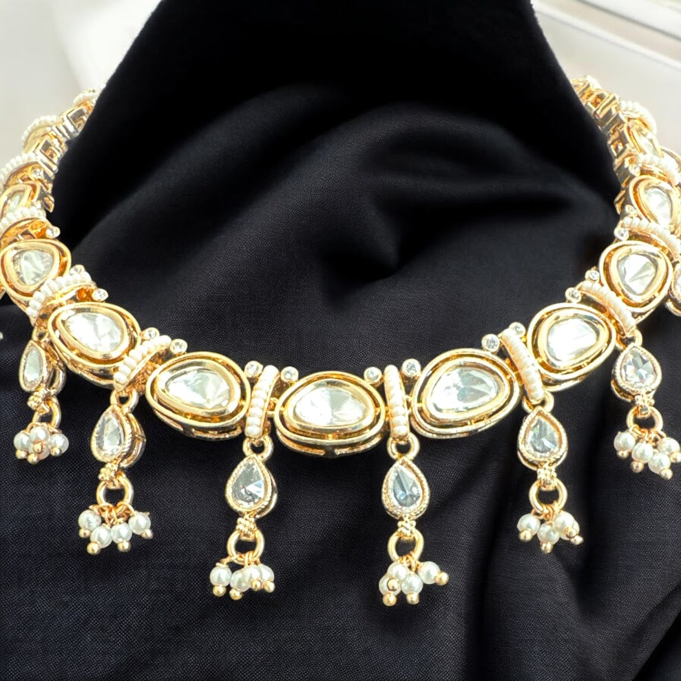 Stylish Tyaani Kundan Necklace Set in Gold Finish