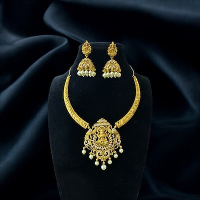 Traditional Laxmiji Hasli Necklace Set with AD and Pearls